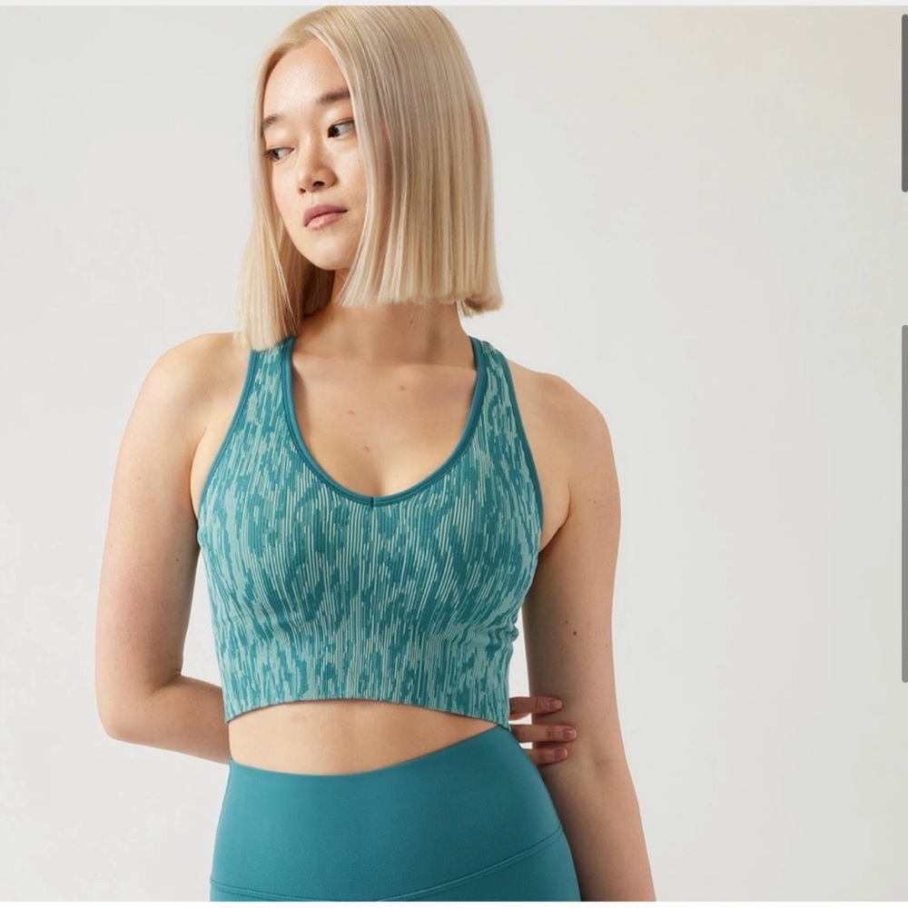 NWT Aurora Crop Tank